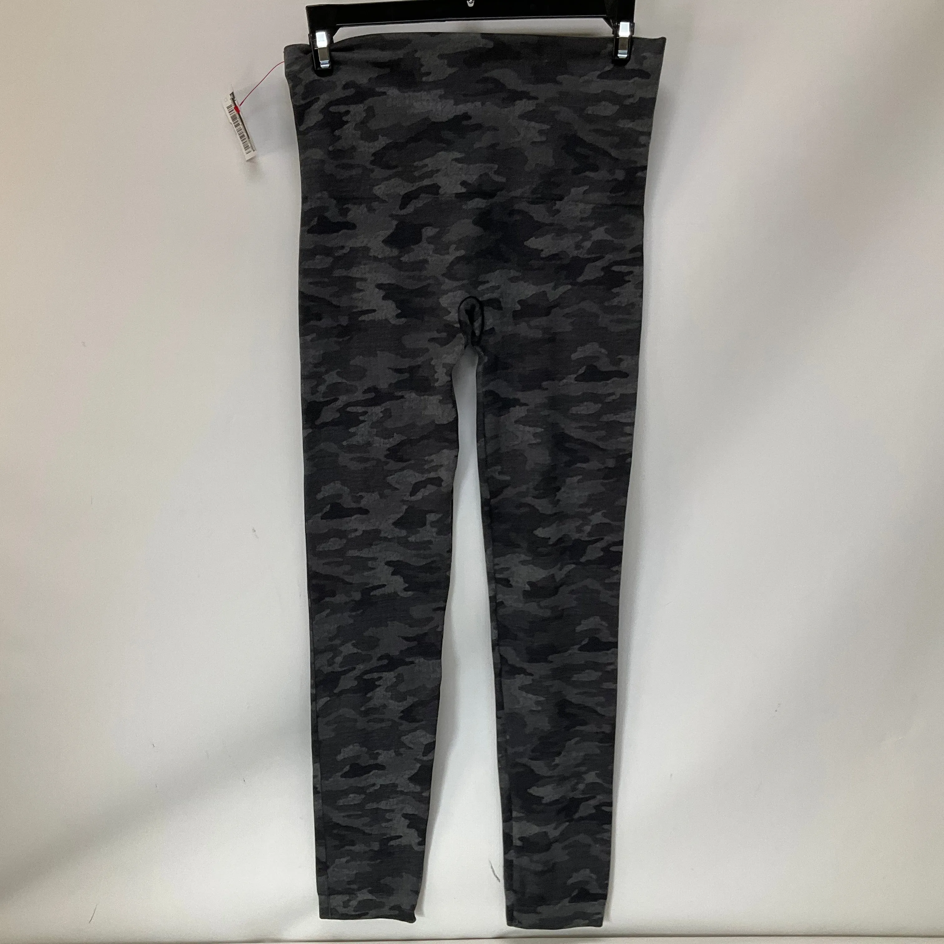 Athletic Leggings By Spanx In Camouflage Print, Size: M