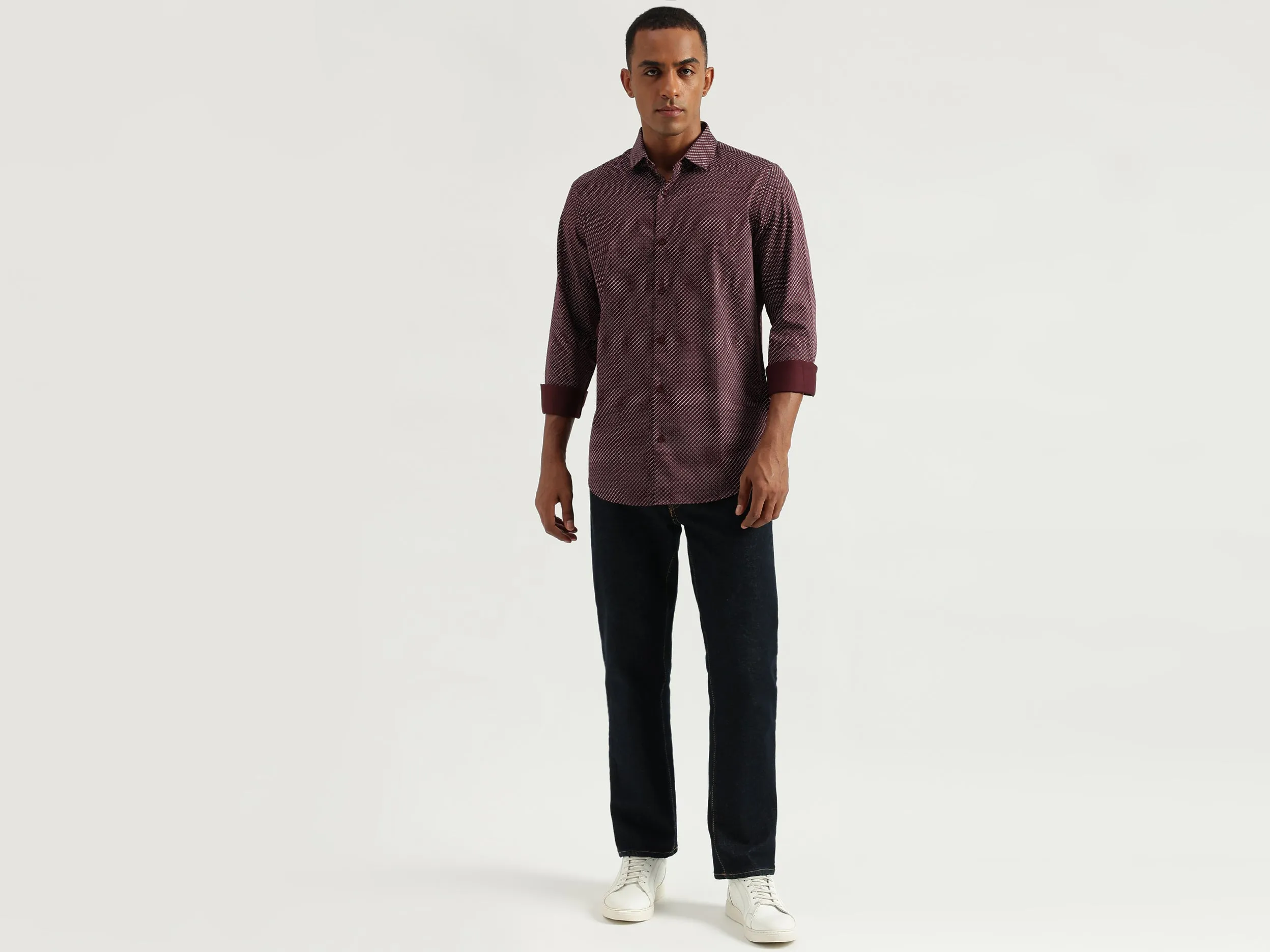 Men's Slim Fit Cutaway Collar Printed Shirts