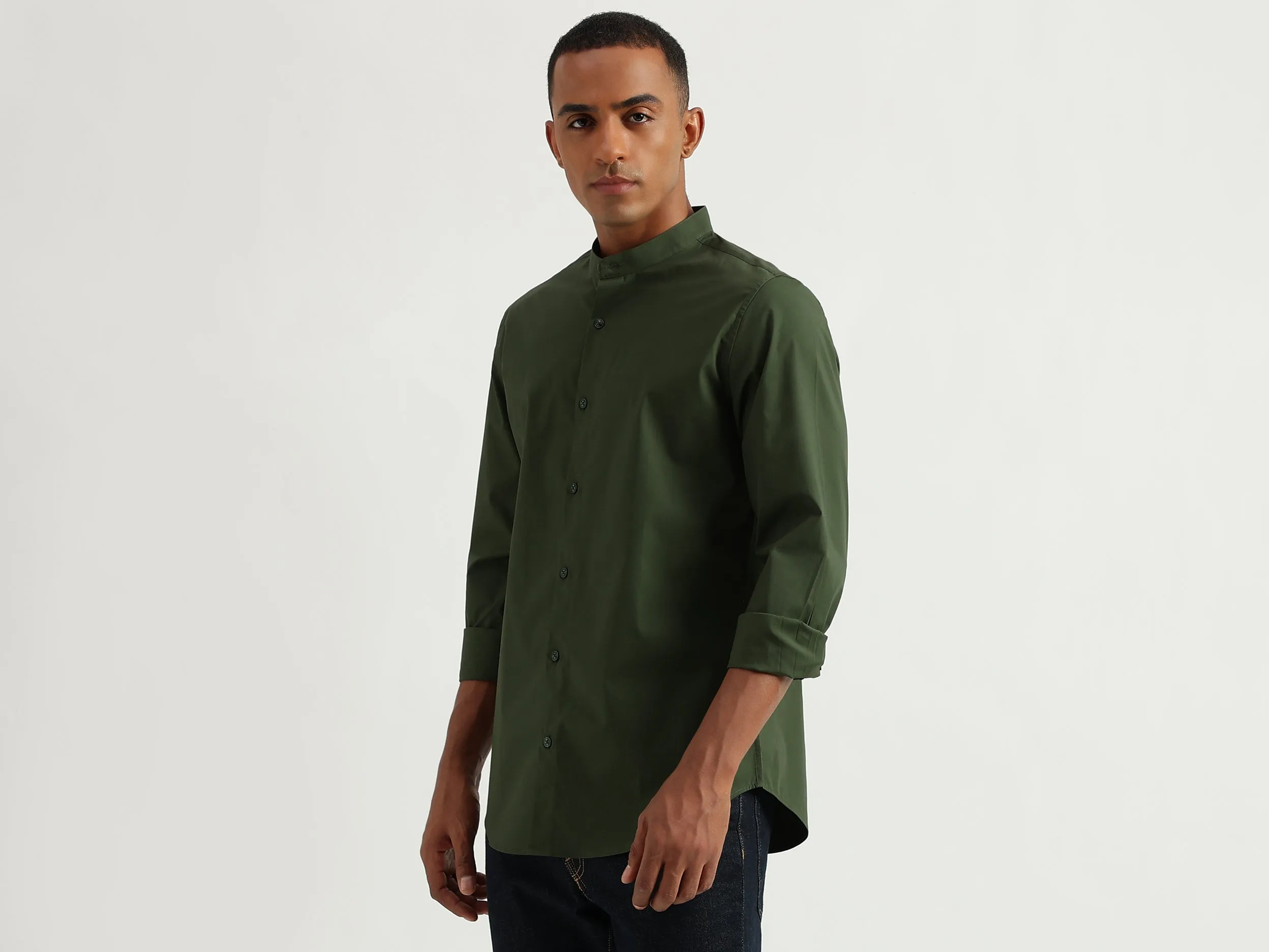 Men's Slim Fit Mandarin Collar Solid Shirts
