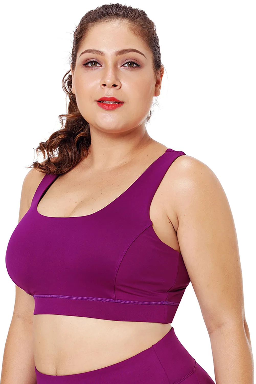 Plus Size Racerback U-shaped Neck Sport Bra