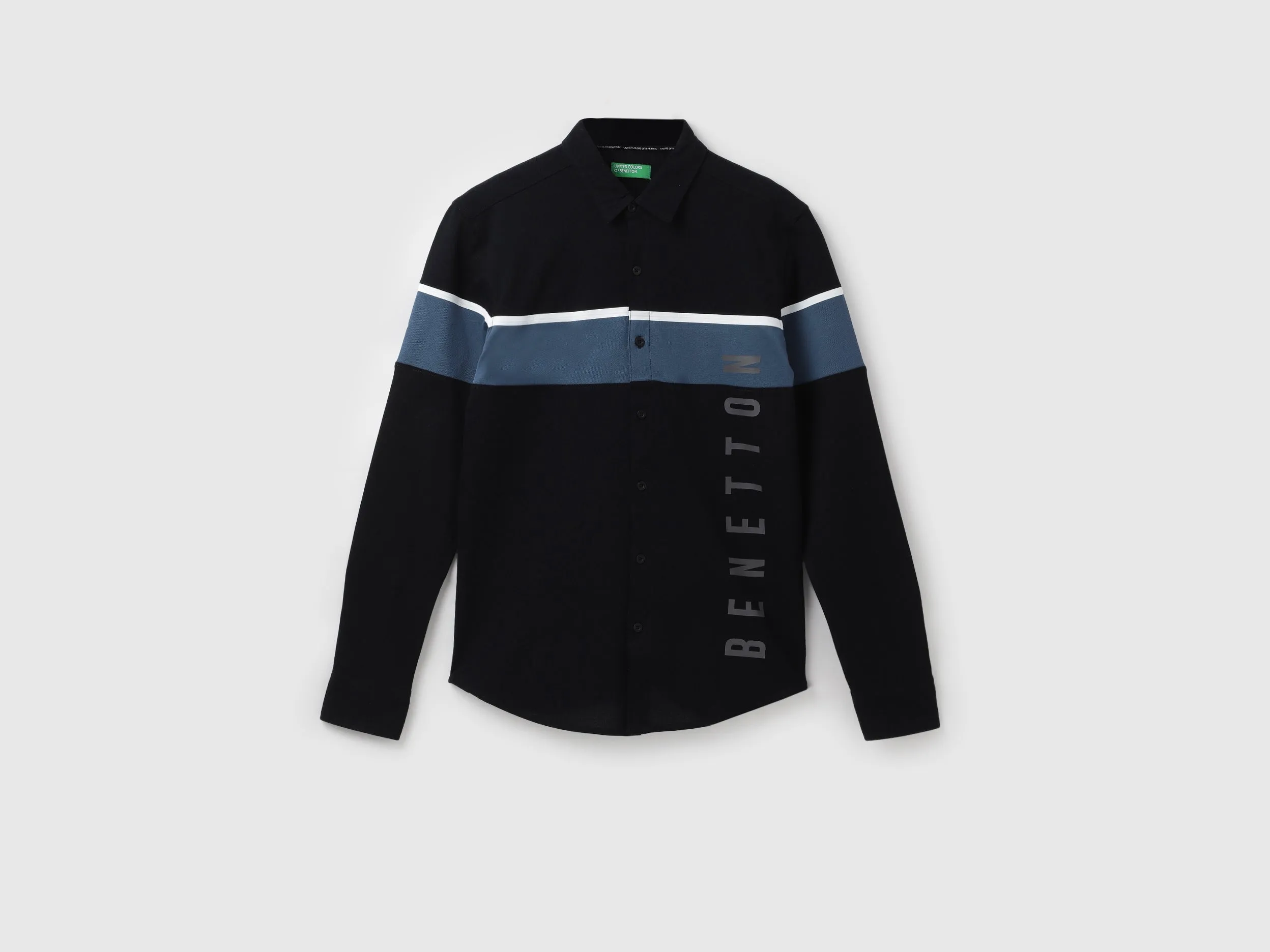 Slim Spread Collar Printed Shirts