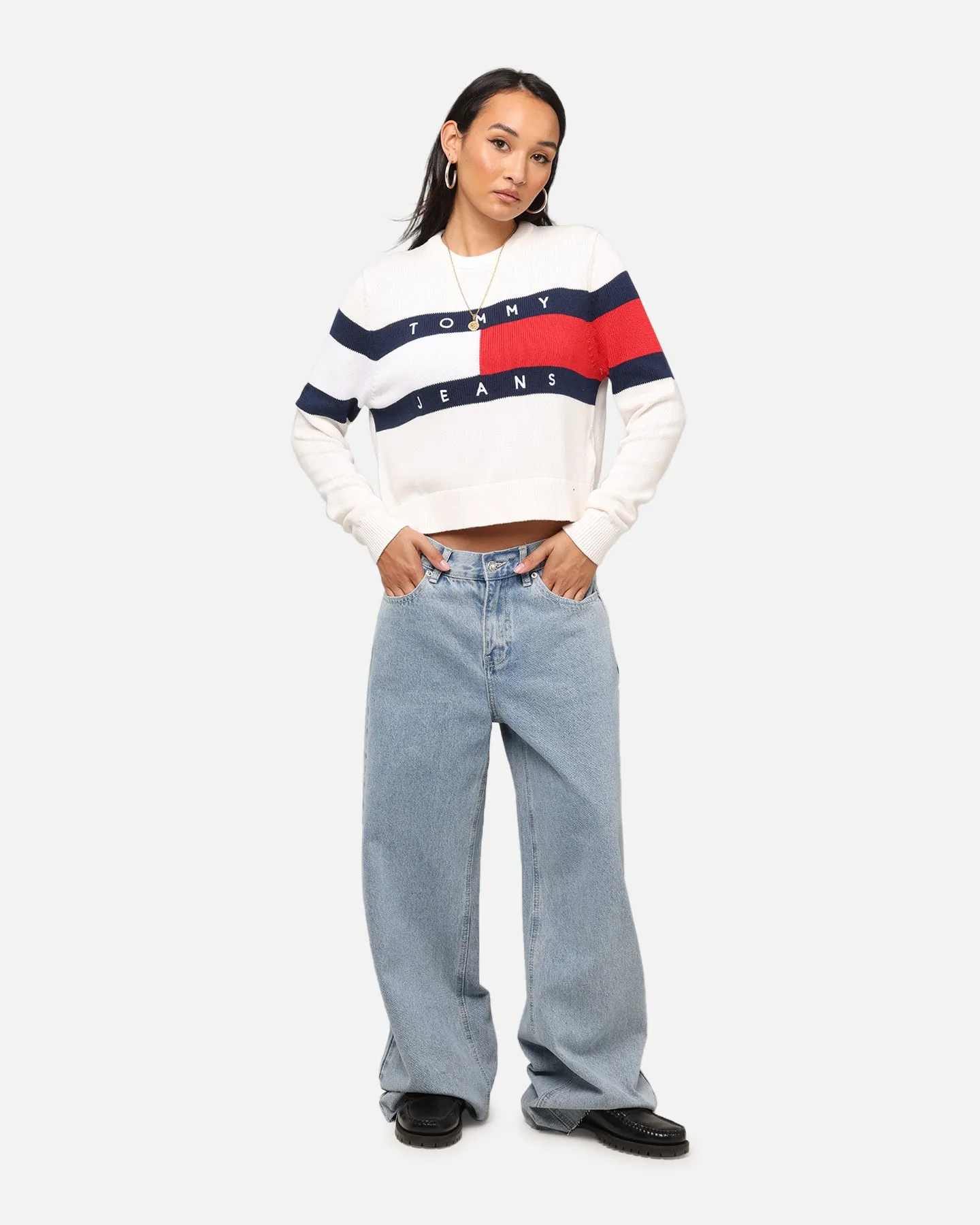 Tommy Jeans Women's Center Flag Sweater Ancient White