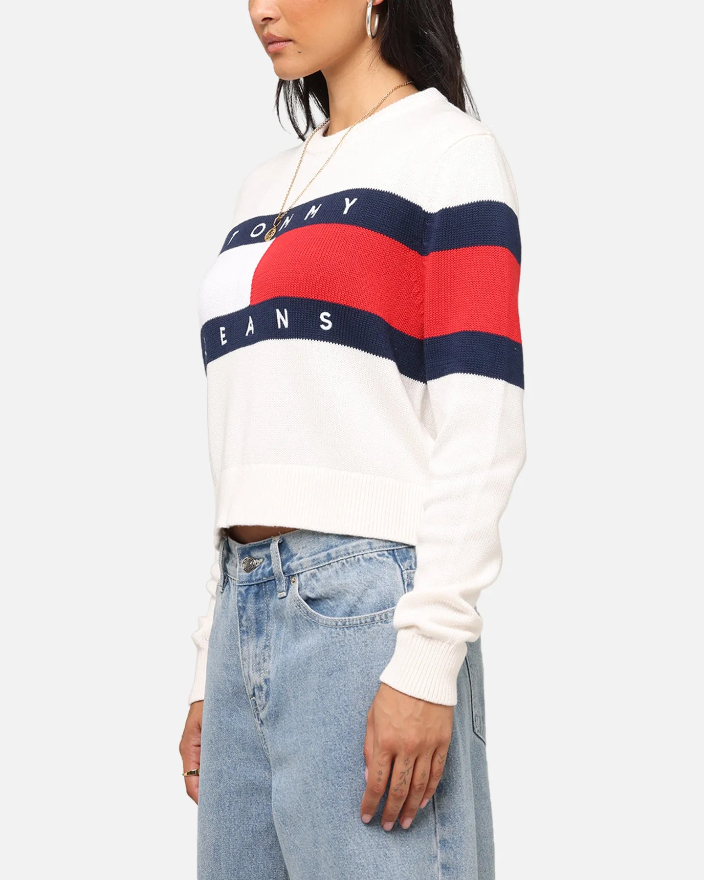 Tommy Jeans Women's Center Flag Sweater Ancient White
